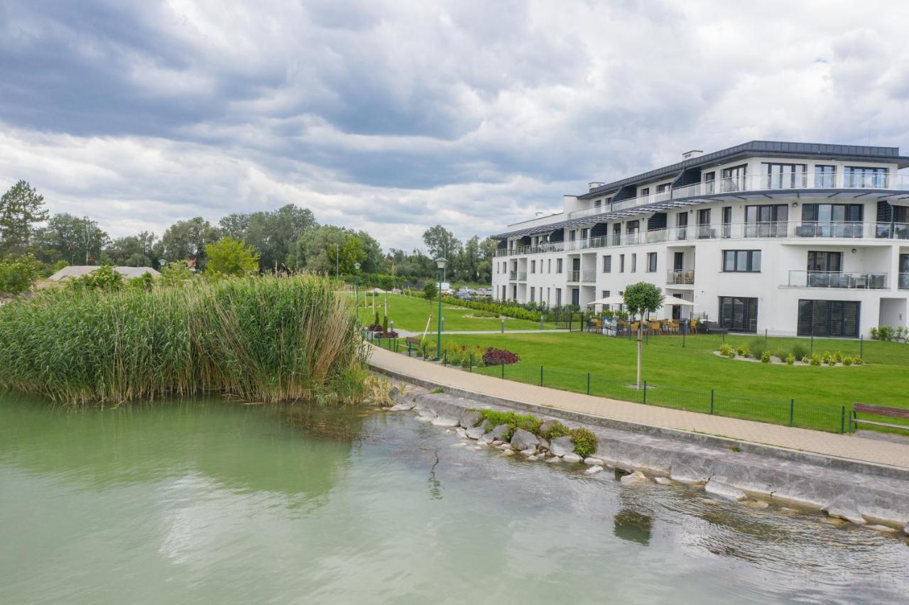 Royal Cafe Apartman Keszthely Eksteriør bilde